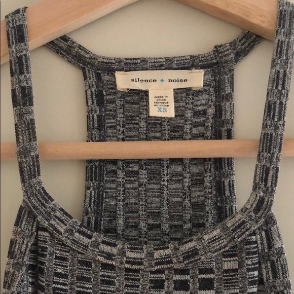 Grey dress Urban Outfitters - Picture 2 of 3